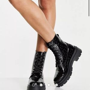 Topshop lace upl boots in black croc